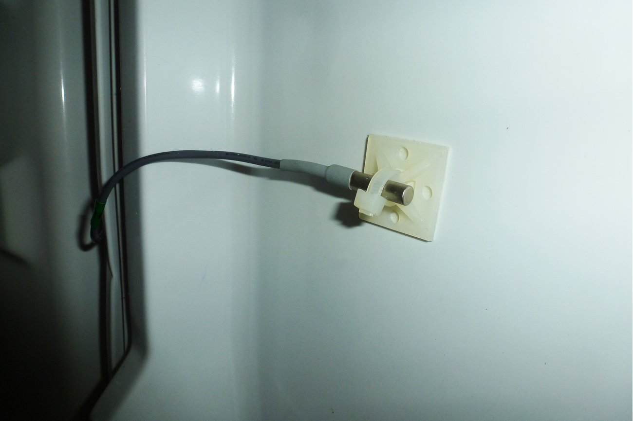 Wireless Refrigerator/Freezer sensor/alarm from Sensible Living Llc on