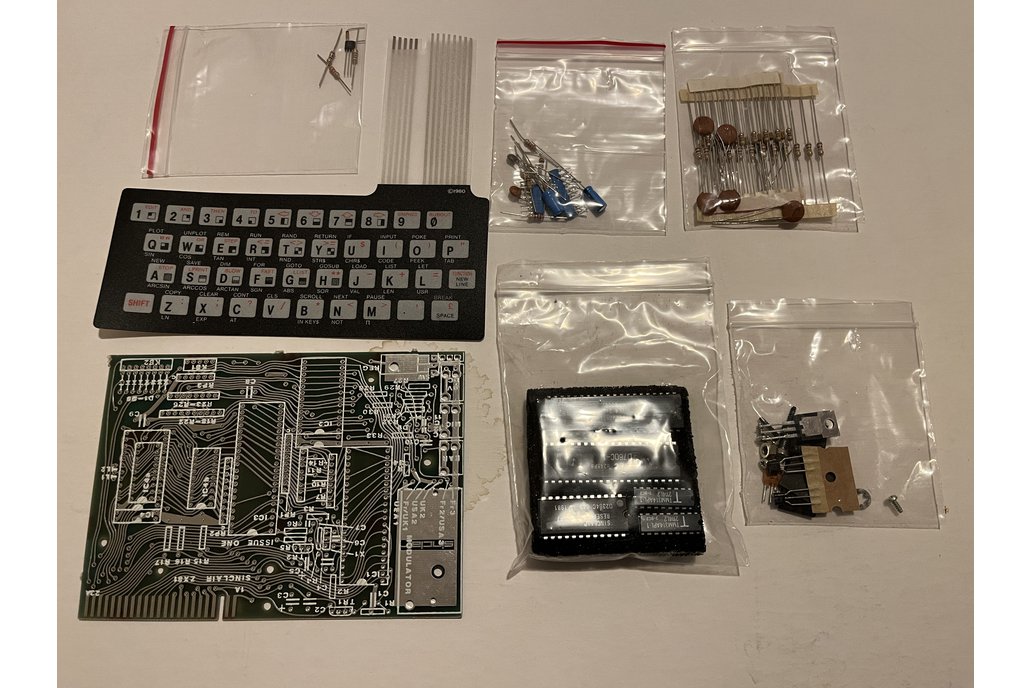 Sinclair ZX81 Computer Kit 1