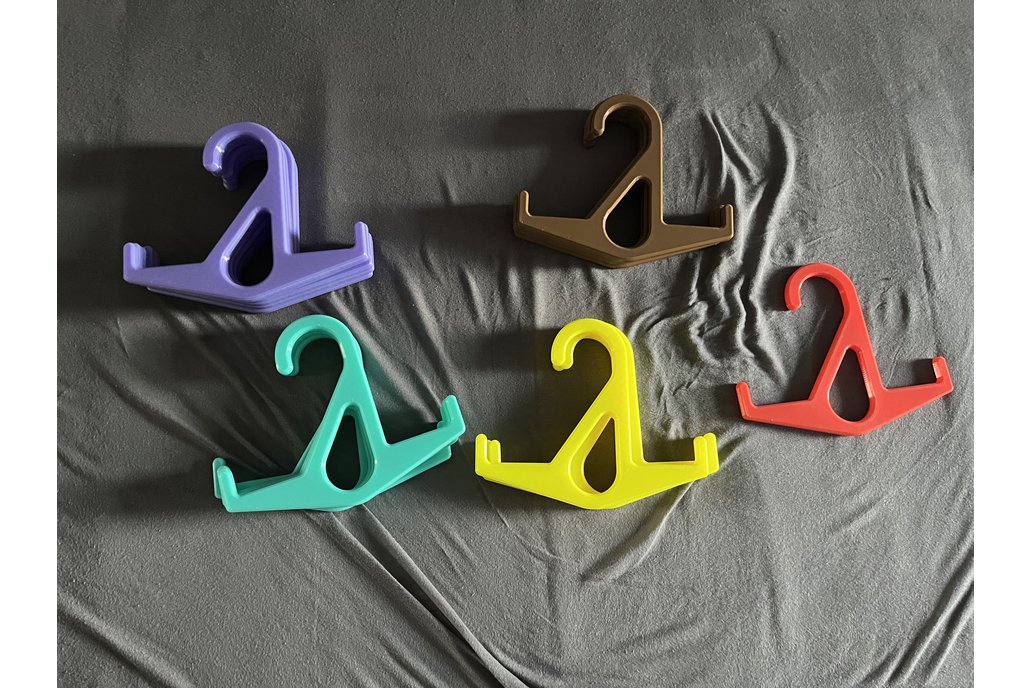 Plastic Hangers 1