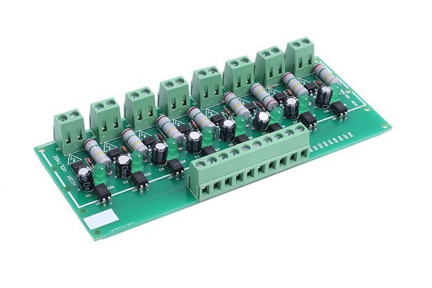 AC 110V 220V 8Bit PNP Optocoupler Isolation Module