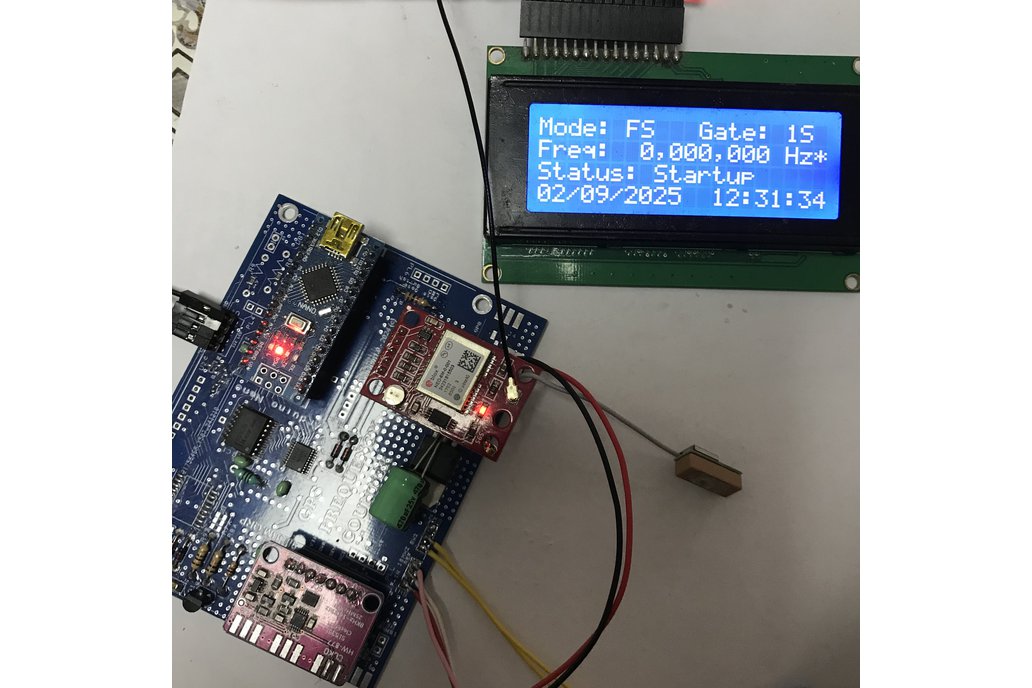 AVR Gated GPS Locked Frequency Counter/Standard 1