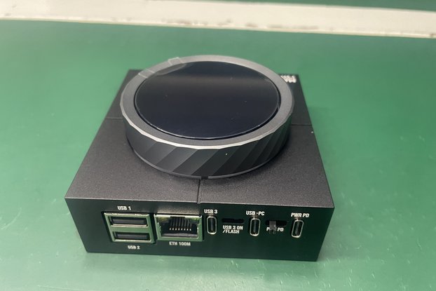 HALO TOUCH – Multifunction Desktop USB Hub & Dial