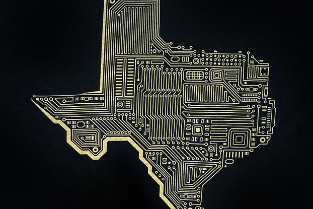 CIRCUITRY TEXAS Graphic T-shirt in Black
