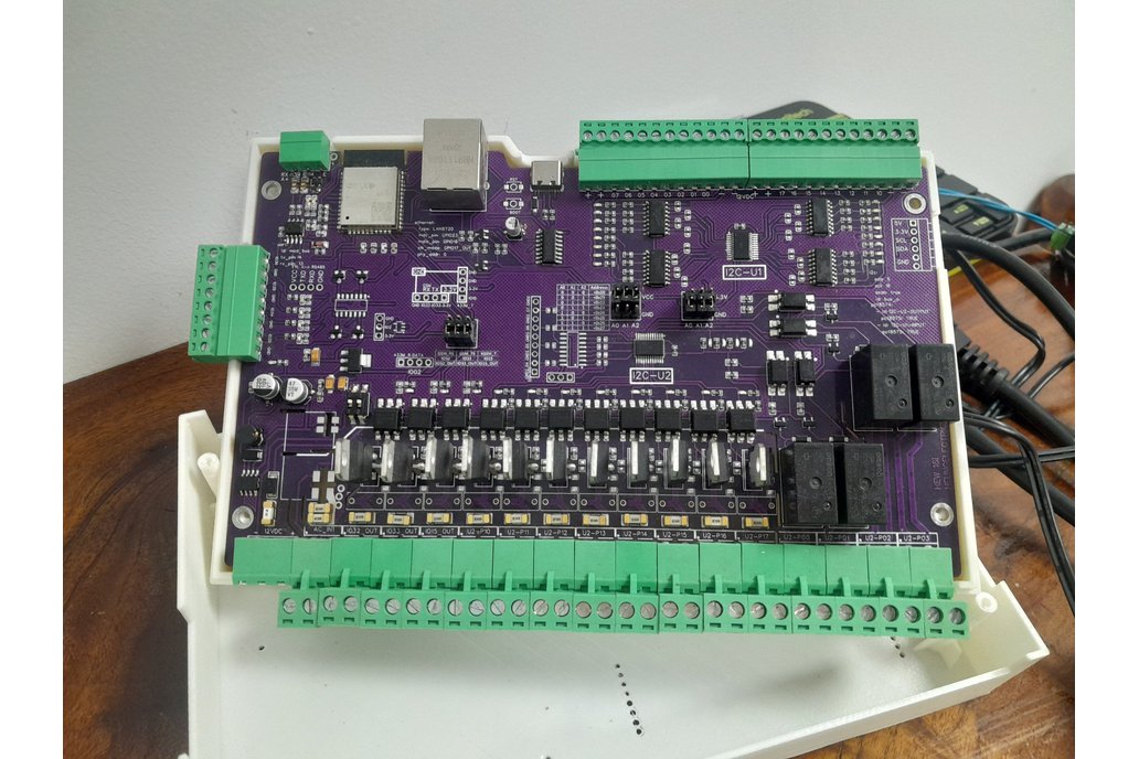ESP32 board-16DI-11 TRIAC/04 Relay OUPUT 1