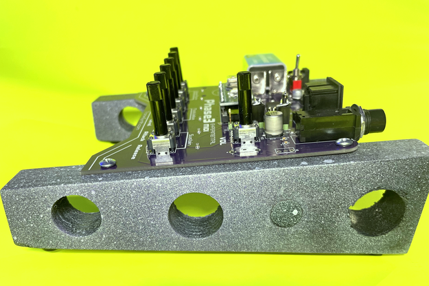 Experimental MIDI Synth Module Circuit Bent Style