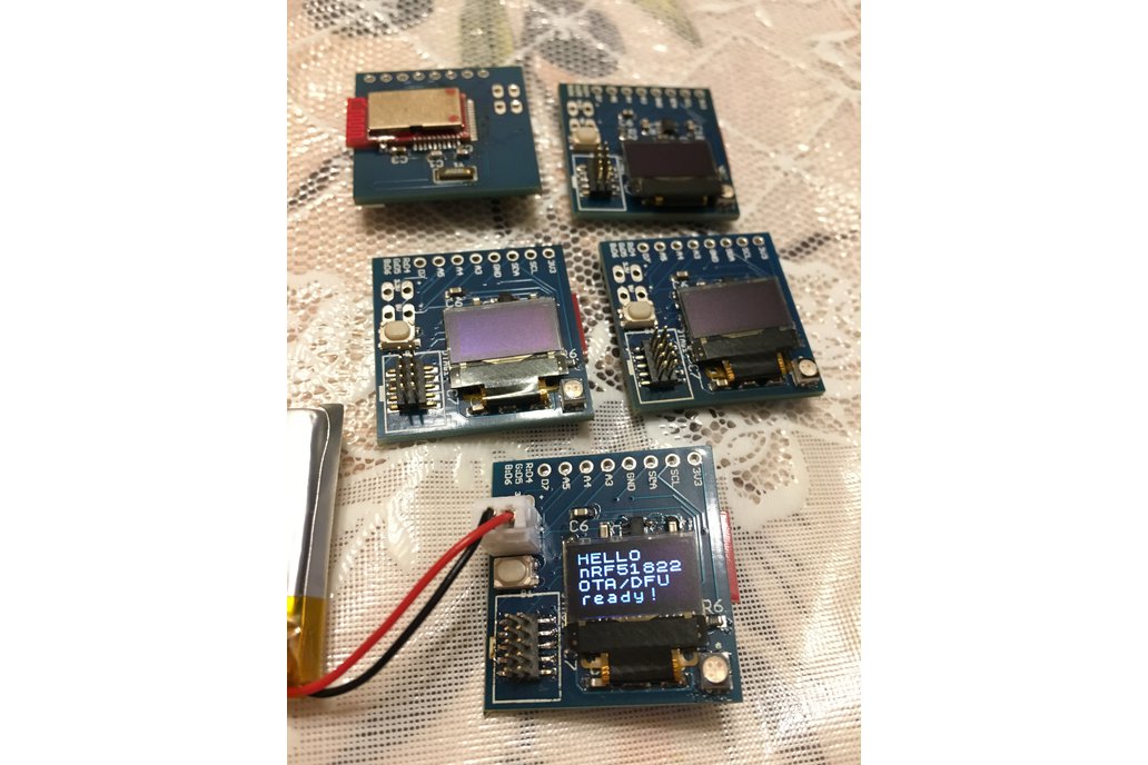 nRF51822 developing board with OLED and RGB LED 1