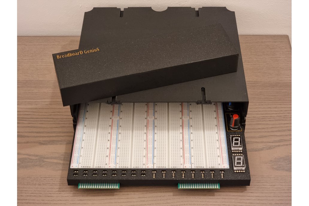 BreadboarDGeniuS additional board and storage case 1