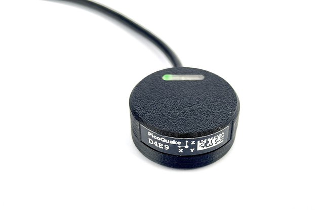 PicoQuake: USB vibration sensor