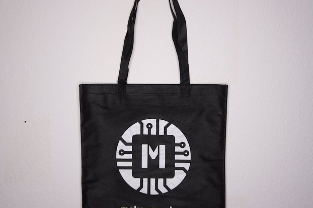 Cloth bag with maker.moekoe logo