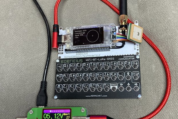 MeshSenger - Meshtastic Keyboard for Heltec T114