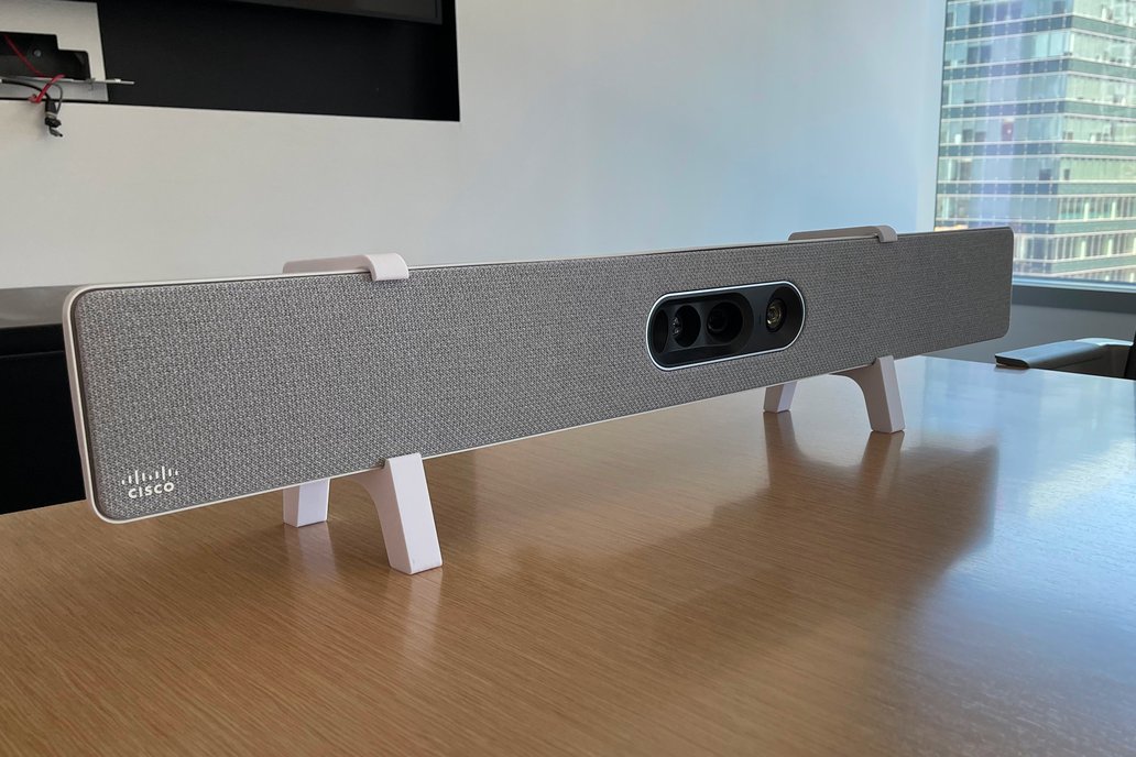 Cisco Quad Camera Desktop Stand Kit 1