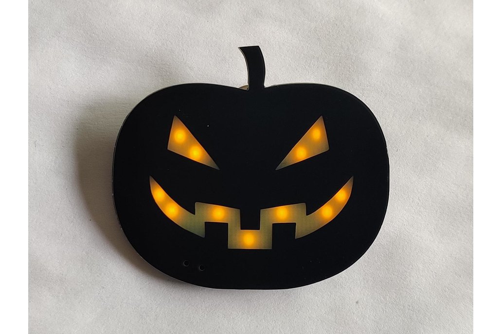 Halloween Pumpkin Pin Badge (incl. battery) 1
