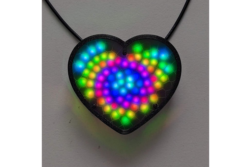 Lux Lavalier Heart- Wearable Light Art Pendant 1
