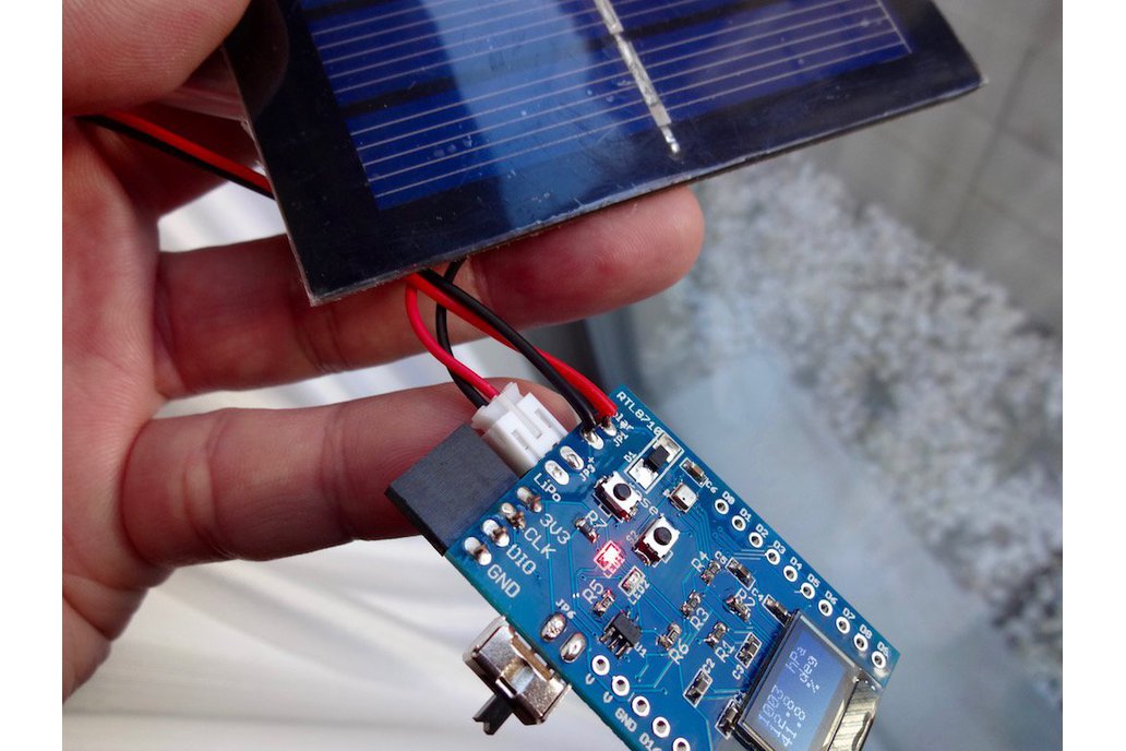 Solar-powered RTL8710 prototyping system 1
