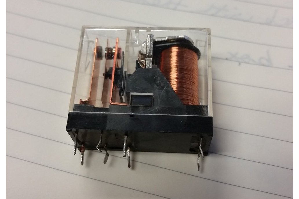 Omron G2R-1-E Relay 1