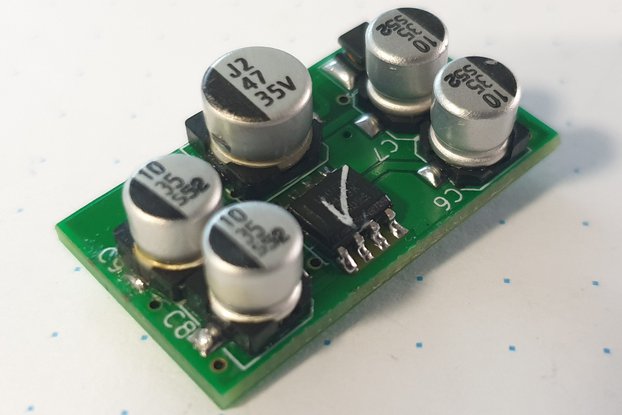 Single voltage audio preamplifier