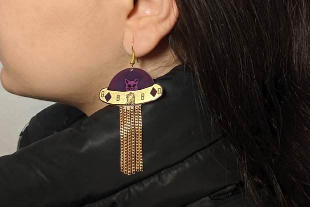 Cat Spaceship Alien Earrings | gold dangling chain